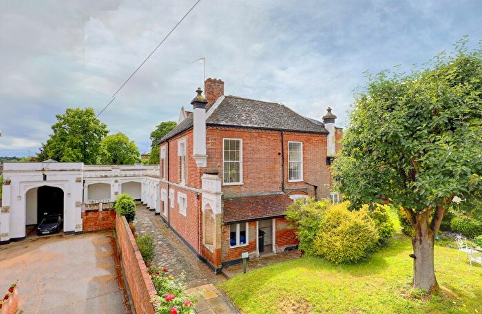 2 Bedroom Apartment For Sale In Thunder Court, Ware, SG12