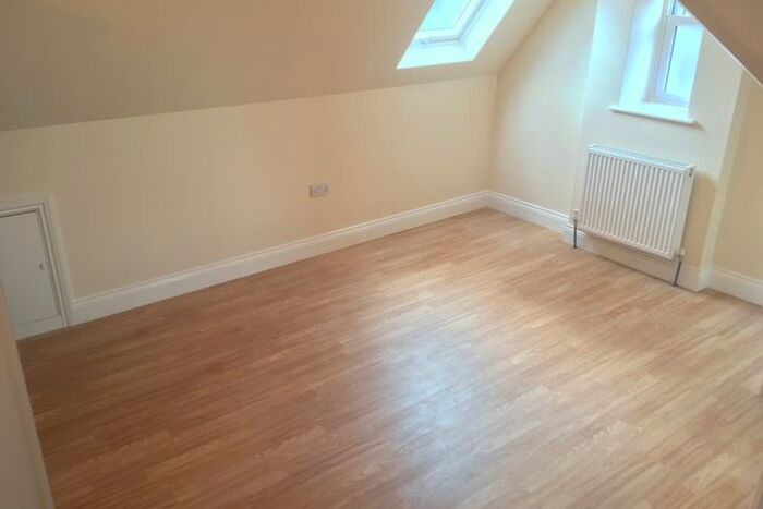 1 Bedroom Flat To Rent In Ealing Broadway East, W5