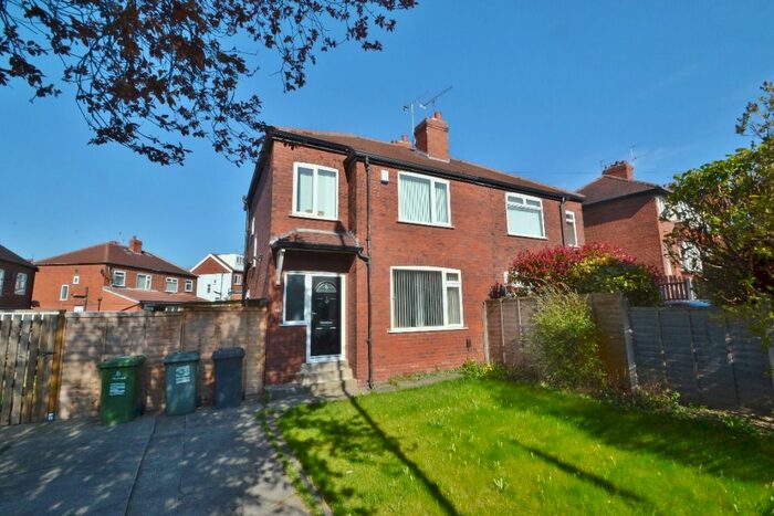 3 Bedroom Semi-Detached House To Rent In Stainbeck Lane, Chapel Allerton, Leeds, LS7