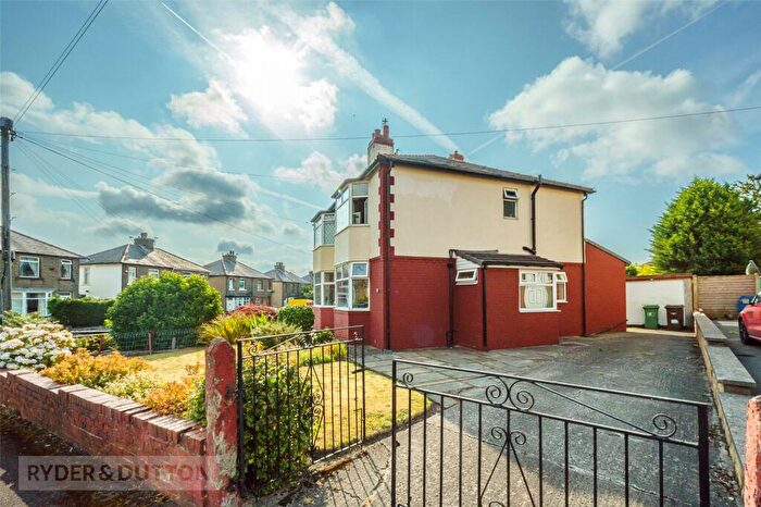 2 Bedroom Semi-Detached House For Sale In Gramfield Road, Crosland Moor, Huddersfield, West Yorkshire, HD4