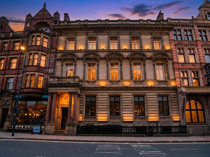 1 Bedroom Apartment To Rent In - Park Row, LS1