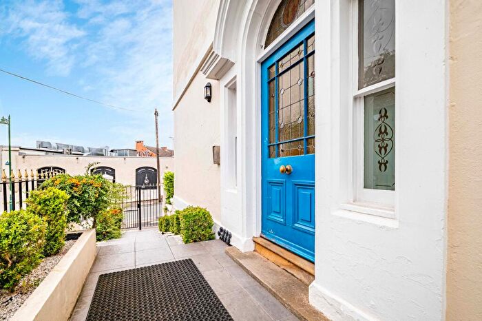 2 Bedroom Flat For Sale In The Ropewalk, Nottingham, NG1