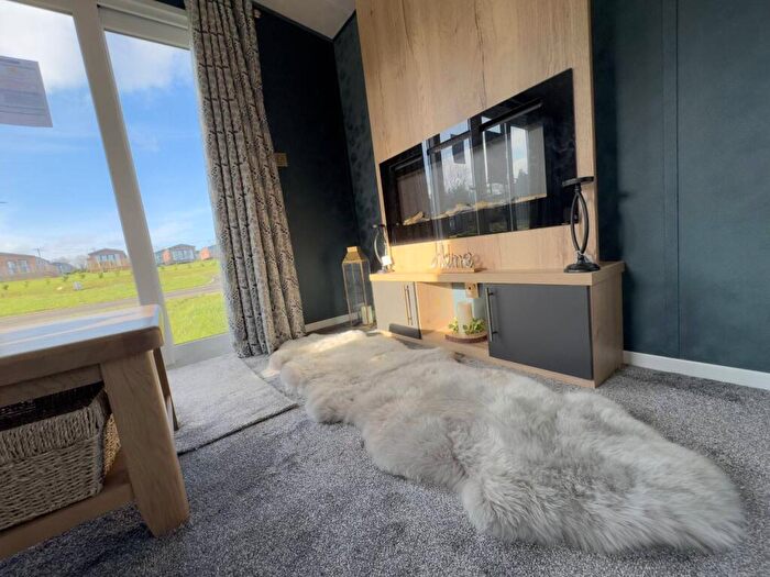 2 Bedroom Caravan For Sale In Dalton On Tees, North Yorkshire, DL2