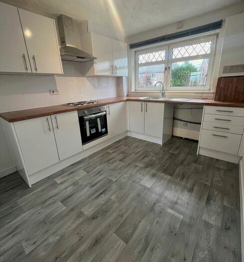2 Bedroom Flat To Rent In Bankhead Terrace, Lanark, ML11