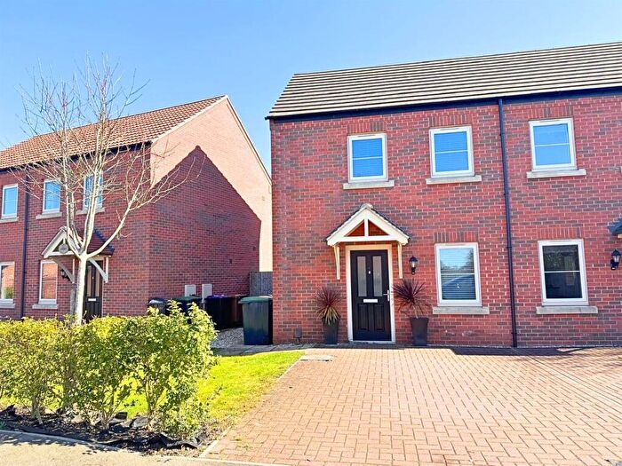 2 Bedroom Semi-Detached House For Sale In Boole Way, Heighington, LN4