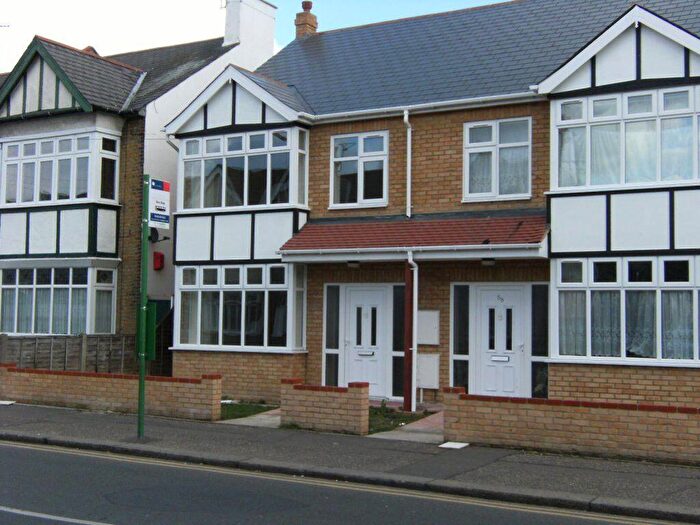 2 Bedroom House To Rent In Bournemouth Park Road- Online Registration, SS2