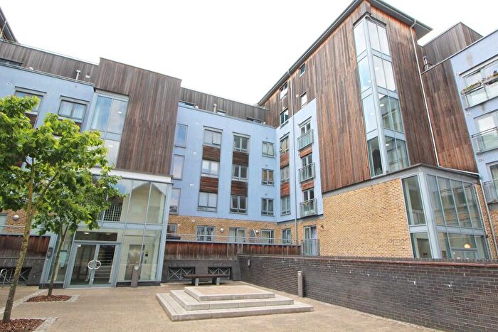 1 Bedroom Apartment To Rent In Quayside Drive, Colchester, CO2