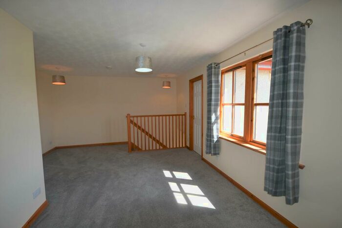 1 Bedroom Flat To Rent In Miller Street, Inverness, Inverness-Shire, IV2