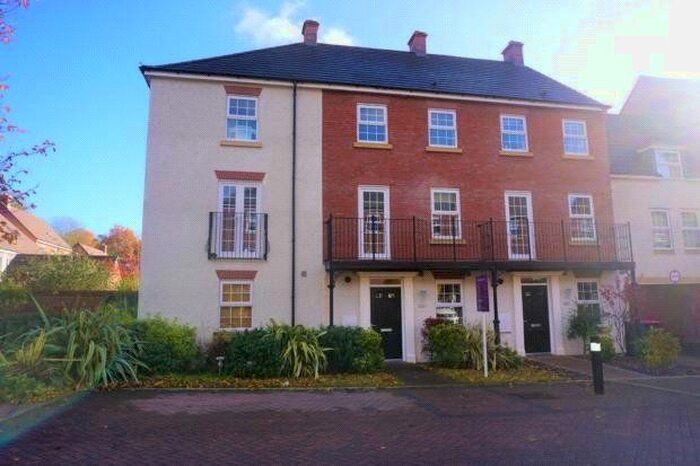 4 Bedroom Terraced House To Rent In The Dingle, Doseley, Telford, Shropshire, TF4
