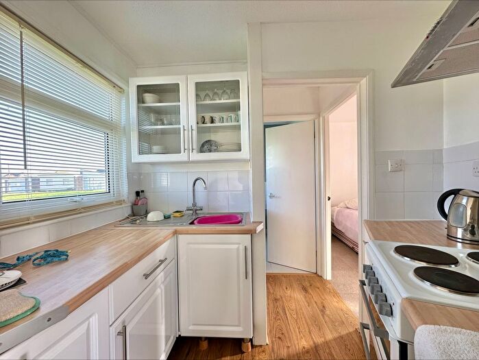 2 Bedroom Chalet For Sale In Winterton Valley, Winterton-On-Sea, NR29