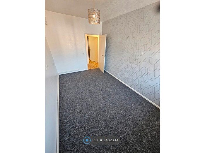 2 Bedroom Flat To Rent In Woodfield Road, Wath-Upon-Dearne, Rotherham, S63