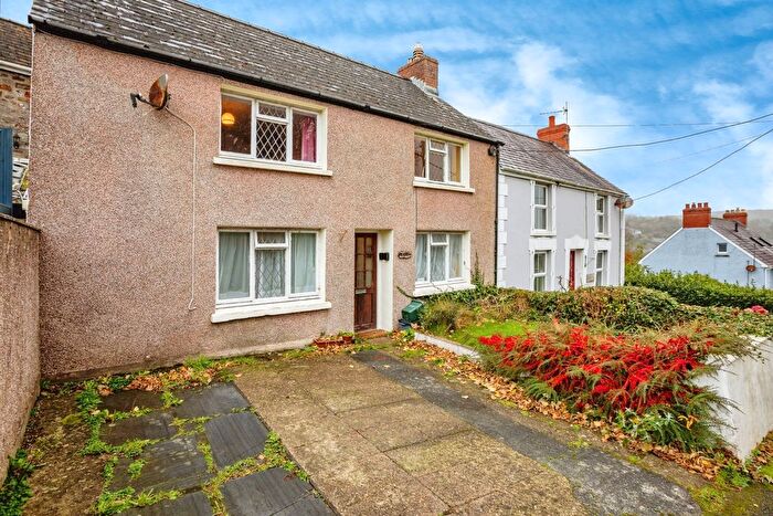 3 Bedroom Semi-Detached House For Sale In Longdown Bank, St. Dogmaels, Cardigan, Pembrokeshire, SA43
