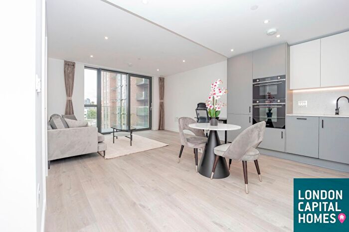 1 Bedroom Flat To Rent In Willowbrook House, Coster Avenue, London, N4