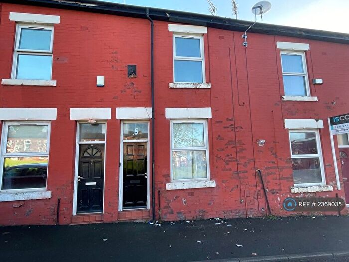 2 Bedroom Terraced House To Rent In Southam Street, Salford, M7