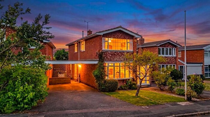 4 Bedroom Detached House For Sale In Leconfield Road, Loughborough, LE11