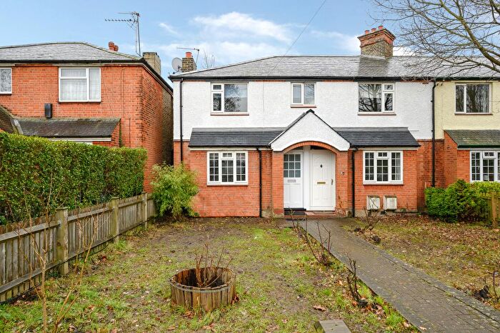 2 Bedroom Maisonette To Rent In Cambridge Road, London, SW20