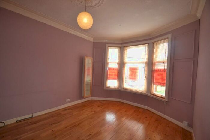 1 Bedroom Flat To Rent In Aberfoyle Street, Glasgow, G31