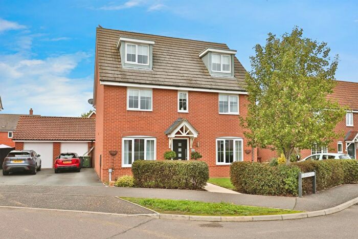 5 Bedroom Detached House For Sale In Oak Road, Dereham, NR20