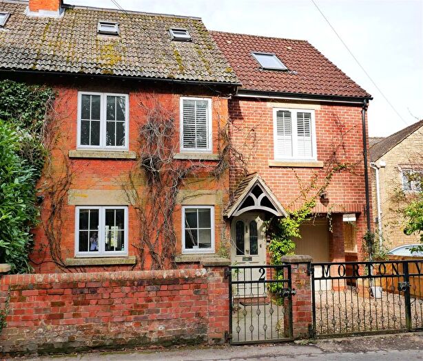 5 Bedroom Semi-detached House For Sale In Church Road, Derry Hill, Calne, SN11