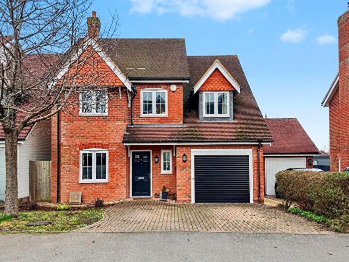 5 Bedroom Detached House For Sale In Nalder Green, East Challow, OX12