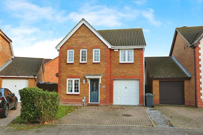 4 Bedroom Detached House For Sale In Grafton Close, Gosport, Hampshire, PO12