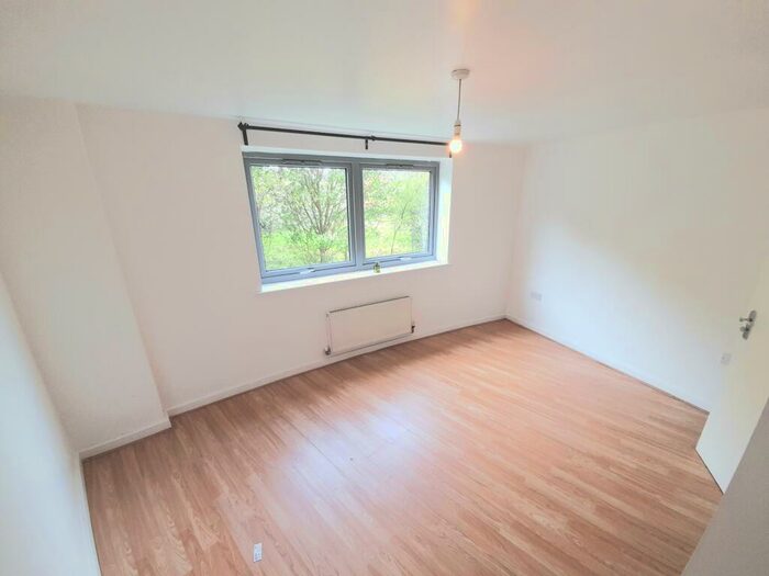 2 Bedroom Apartment To Rent In Staverton Grove, Broughton, MK10