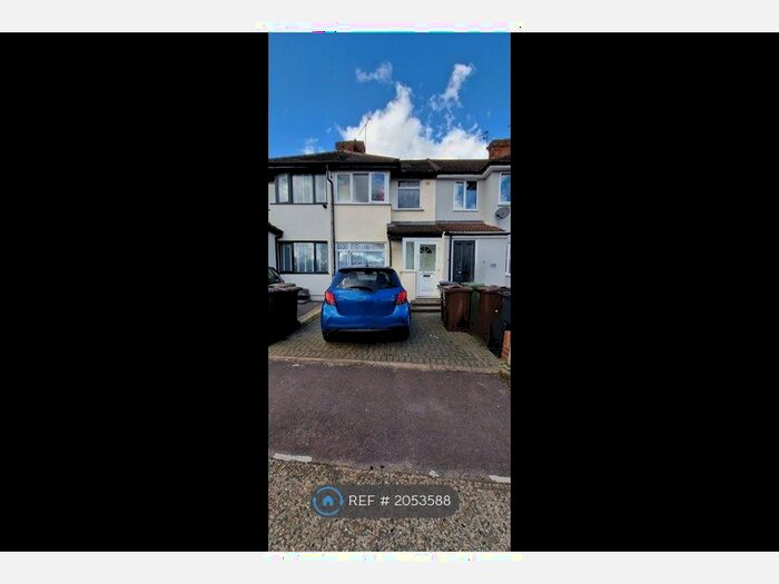 3 Bedroom Terraced House To Rent In Oval Road North, Dagenham, RM10