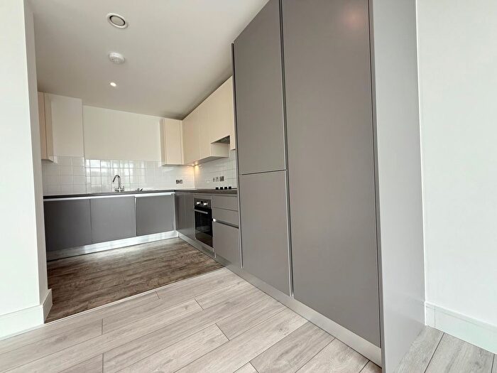 3 Bedroom Flat To Rent In Leverburgh House, High Street, Acton, London, W3