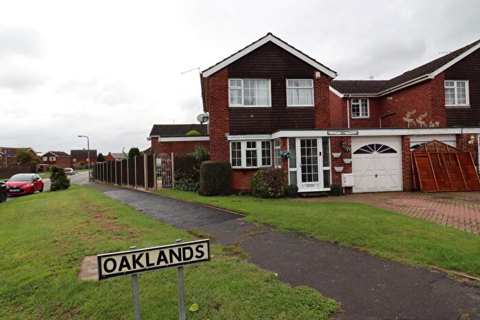 3 Bedroom Detached House For Sale In Oaklands, Bugbrooke, Northamptonshire, NN7