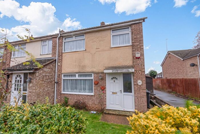 3 Bedroom End Of Terrace House For Sale In Burns Close, Maldon, CM9