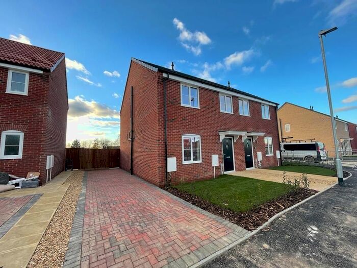 3 Bedroom Semi-Detached House For Sale In Biehler Avenue, Weston, Spalding, PE12