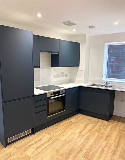 1 Bedroom Flat To Rent In Winifred Court, Prince George Street, Havant, Po Pz, PO9