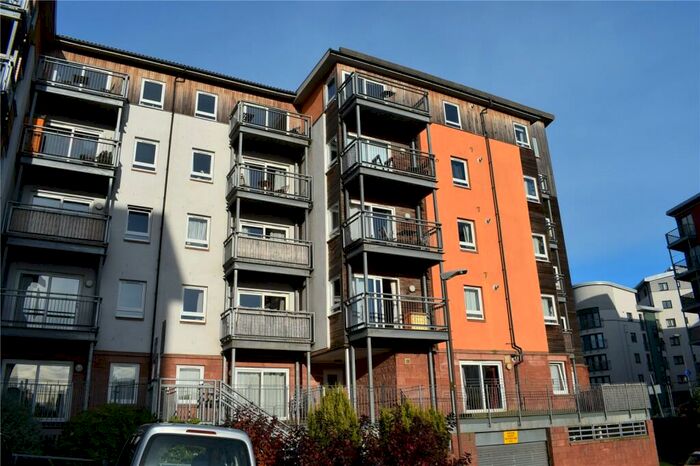 2 Bedroom Flat To Rent In Albion Gardens, Leith, Edinburgh, EH7