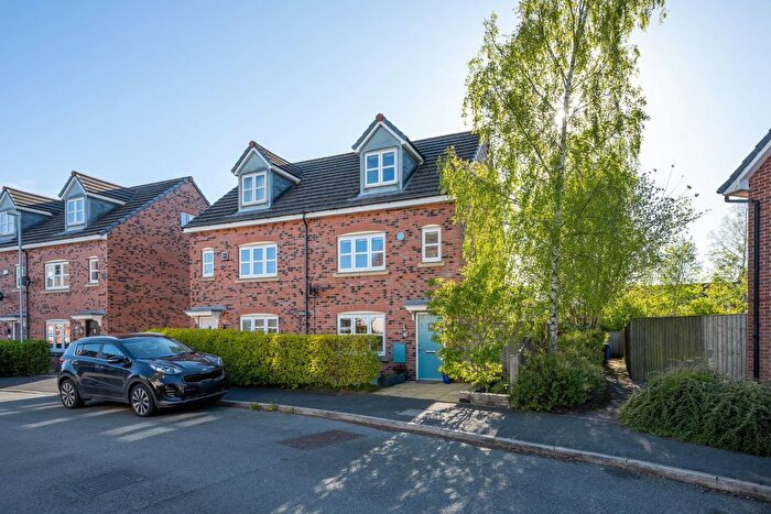 4 Bedroom Town House For Sale In Bryning Way, Buckshaw Village, PR7