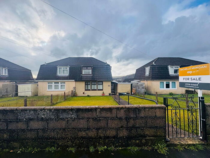 3 Bedroom Semi Detached House For Sale In Heol Elfed, Maesteg, CF34