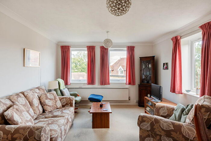 2 Bedroom Apartment For Sale In Priory Court, Berkhamsted, Hertfordshire, HP4