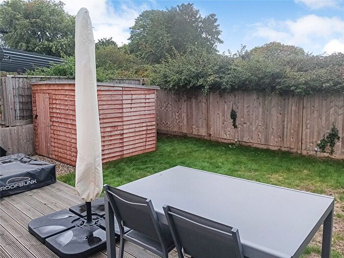 2 Bedroom Bungalow For Sale In South East Crescent, Southampton, Hampshire, SO19