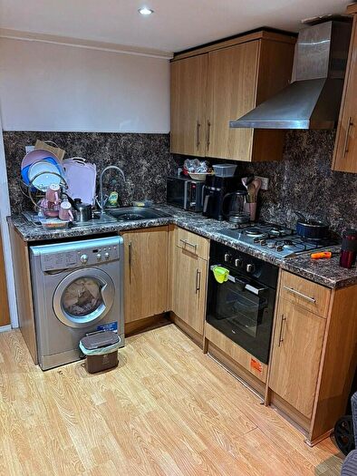 1 Bedroom Flat To Rent In Clive Street, Cardiff(City), CF11