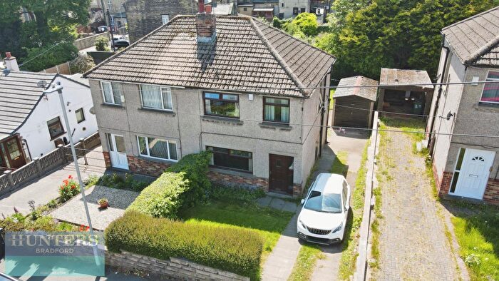 3 Bedroom Semi-Detached House To Rent In Westlands Drive, Allerton, Bradford, West Yorkshire, BD15