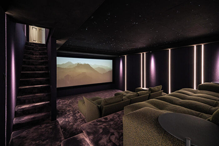 5 Bedroom Terraced House For Sale In Kersley Road, London, N16