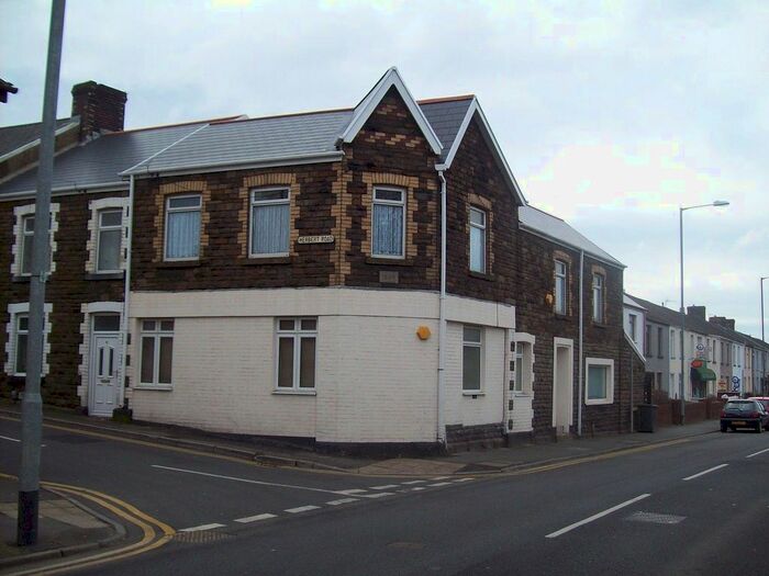 1 Bedroom Flat To Rent In Furnace Terrace, Melyn, Neath., SA11