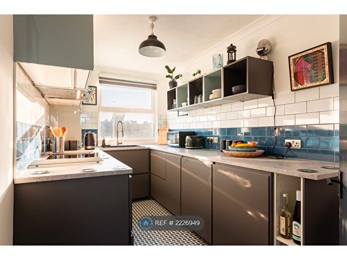 1 Bedroom Flat To Rent In St. Michaels Place, Brighton, BN1