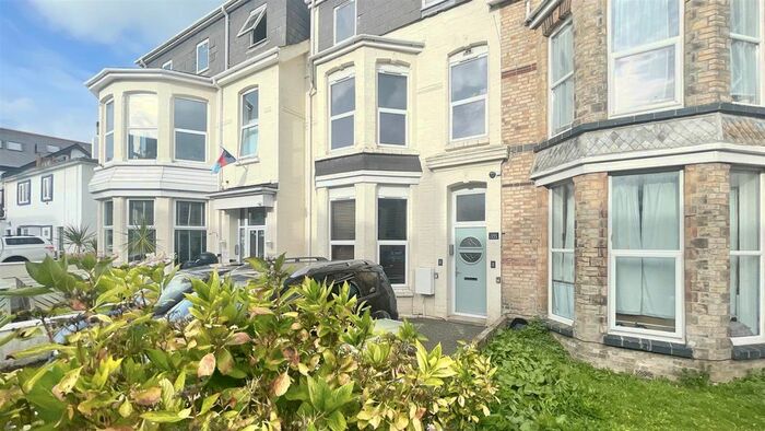 1 Bedroom Flat To Rent In Tolcarne Road, Newquay, TR7