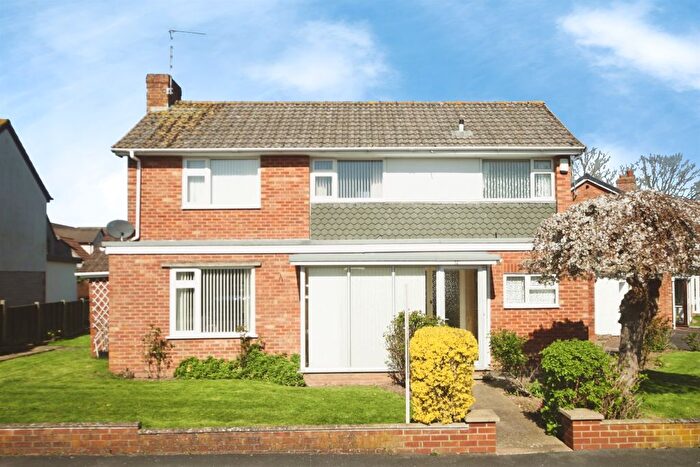 3 Bedroom Detached House For Sale In Lawn Meadow, Ruishton, Taunton, TA3