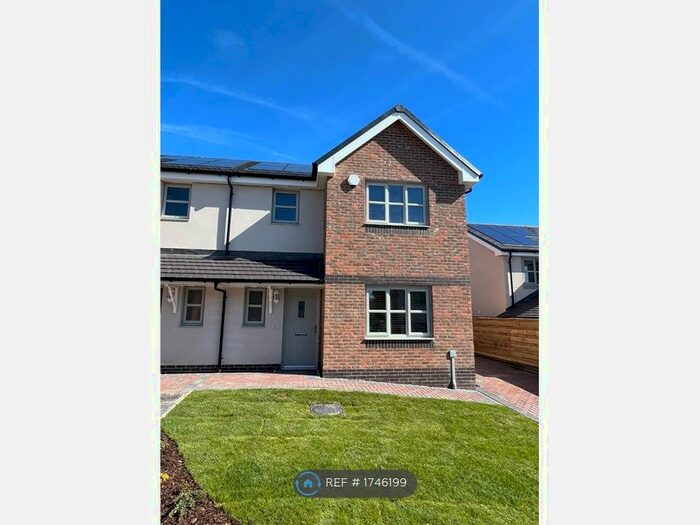 3 Bedroom Semi-Detached House To Rent In Parc Pentywyn, Deganwy, Conwy, LL31