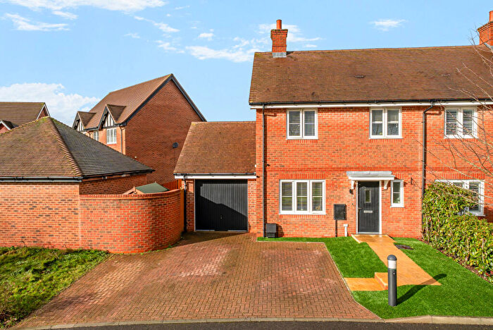 3 Bedroom Semi Detached House For Sale In Bramley Vale, Cranleigh, GU6