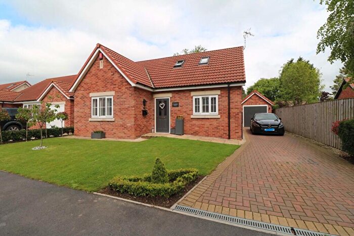 3 Bedroom Bungalow For Sale In Christophers Meadow, West Butterwick, DN17