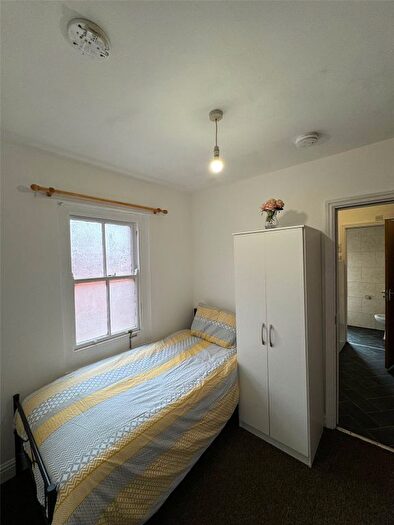 Studio To Rent In Pershore Road, Selly Park, Birmingham, B29