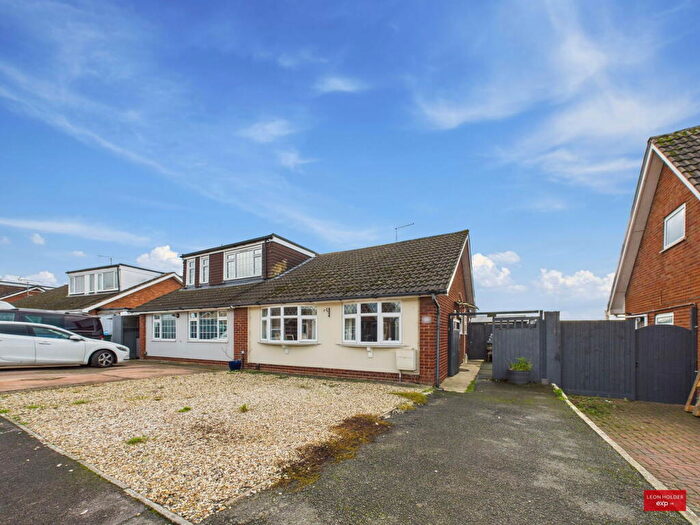 2 Bedroom Semi-Detached Bungalow For Sale In Glencairn Avenue, Tuffley, Gloucester, GL4