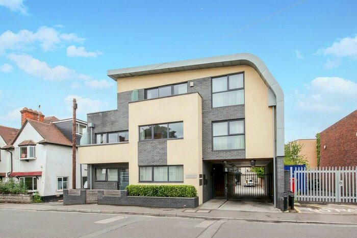 1 Bedroom Apartment To Rent In Lime Walk, Headington, OX3